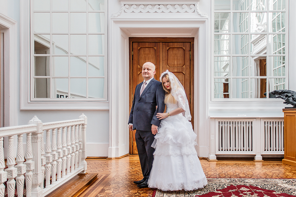 plener ślubny w pałacu w Krakowie